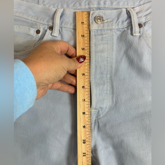 Levis 501 Buttonfly 100% Cotton Light Blue Jeans Mens 33x32 Baby Blue - Picture 8 of 13